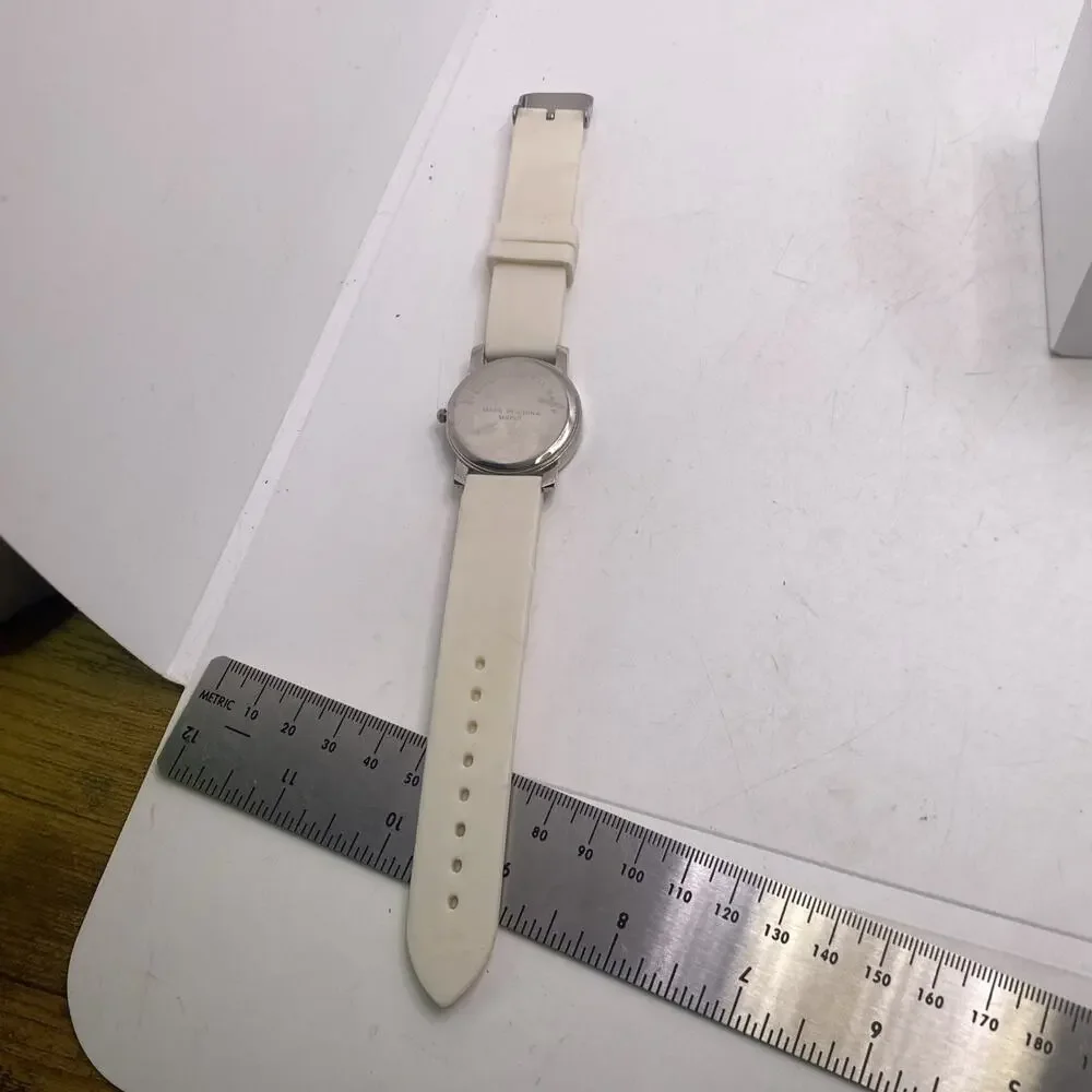 Womens White Rubber Fashion Quartz Watch New Battery